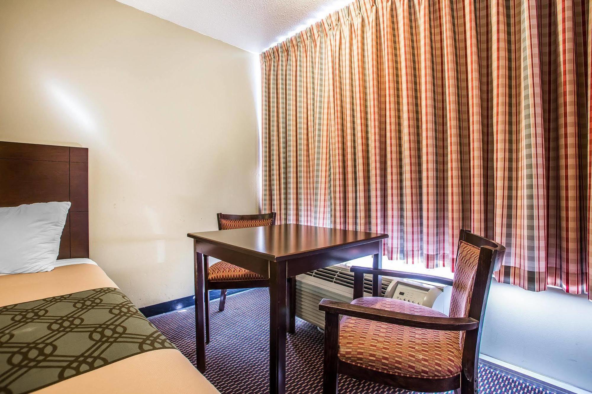 Econo Lodge Near Missouri University Of Science And Technology Rolla Eksteriør bilde